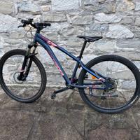 Mountain bike donna  27,5 pollici COME NUOVA