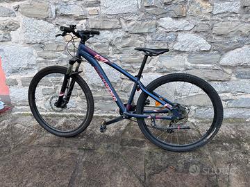 Mountain bike donna  27,5 pollici COME NUOVA