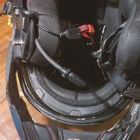 Casco fluo modulare completo di sistema multimedia