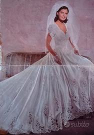 Vestito da sposa taglia M completo di accessori 