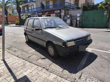 fiat uno