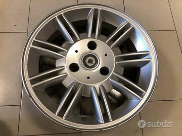 RL147 Cerchio singolo posteriore orig. Smart 15"