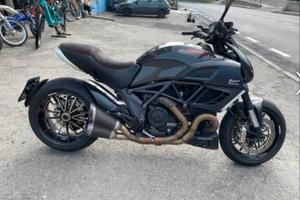 Diavel 1200