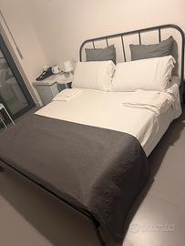 Letto matrimoniale in ferro