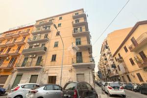 3 LOCALI A PALERMO