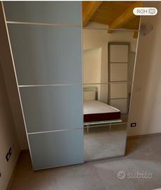 Armadio ikea usato poco