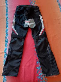 Pantaloni tecnici per moto+ginocchiere