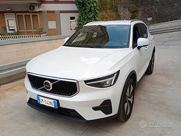 volvo xc40 t2