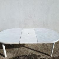 Tavolo di plastica allungabile 