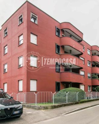 Trilocale da ristrutturare con box