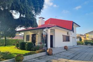 VILLA SINGOLA A SECUGNAGO