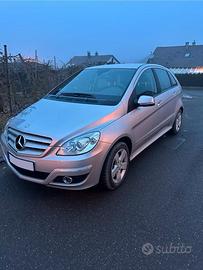 Mercedes-benz B 200 CDI Premium automatica ok neo 