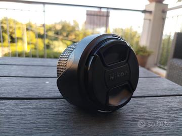 Nikon AF Nikkor 24-85mm f/2.8-4D IF + paraluce 
