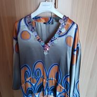 Casacca in seta con applicazioni