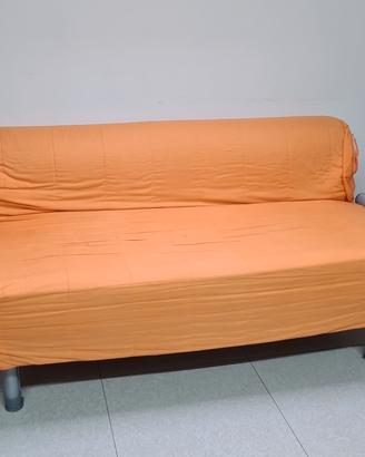 Divano Letto mai usato.