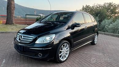 Mercedes classe b200 cdi tetto panoramico,cerchi d