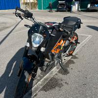 Ktm duke 390 2016