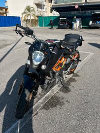 Ktm duke 390 2016