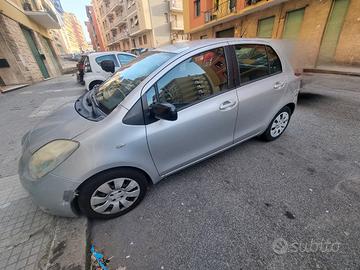 Toyota yaris anno 2008