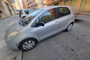 Toyota yaris anno 2008