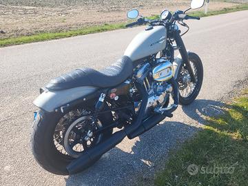 Harley-davidson  sportster 883 