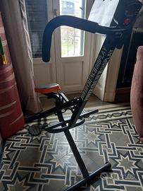 attrezzo ginnico x addominali e gambe