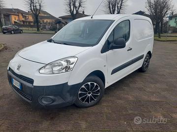 2015 Peugeot partner 1.6 d euro 5 3po partner