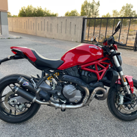 Ducati Monster 821 termignoni