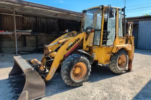 Terna Komatsu WB 70 A "Snodata"