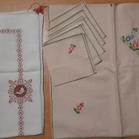 Tovaglie vintage ricamate a mano