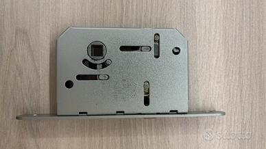 Kit completo serratura AGB Scivola tre