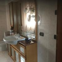 Mobile - Lavabo- Miscelatore -Specchiera con lampa