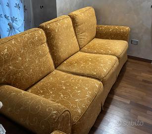 divani da 2 e 3 posti