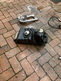 Serbatoio piu pompa benzina piaggio beverly