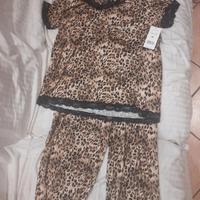 pigiama Leopardata con pizzo