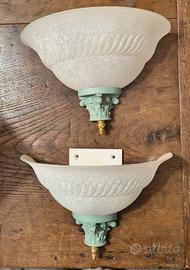 Coppia applique vetro bianco e base verde