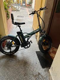 Bici elettrica icone marines 48v 250w acceleratore