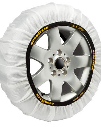 catene da neve in tessuto mai usate Goodyear 