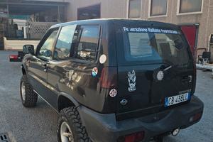 Nissan terrano
