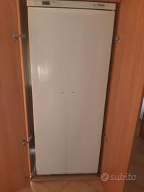 Congelatore incasso MIELE verticale con cassetti