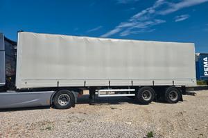 Semirimorchio usato city 10,5 mt con centina Crama
