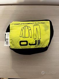 TUTA ANTIPIOGGIA COMPACT FLUO R021