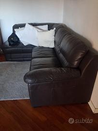 divano a letto in pelle