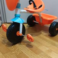 Triciclo chicco pari al nuovo