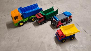 Camion giocattolo 