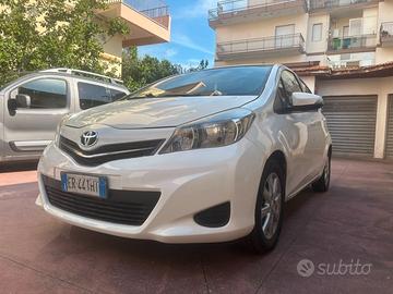Toyota Yaris 1.0 Benzina 5 Porte con impianto gpl