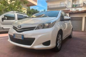Toyota Yaris 1.0 Benzina 5 Porte con impianto gpl
