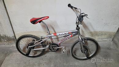 Bicicletta BMX