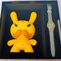 Orologio da polso Swatch × Kidrobot GJ130