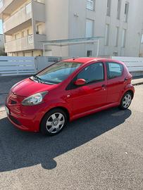 Toyota aygo 1.0 benzina 2007 neopatentati